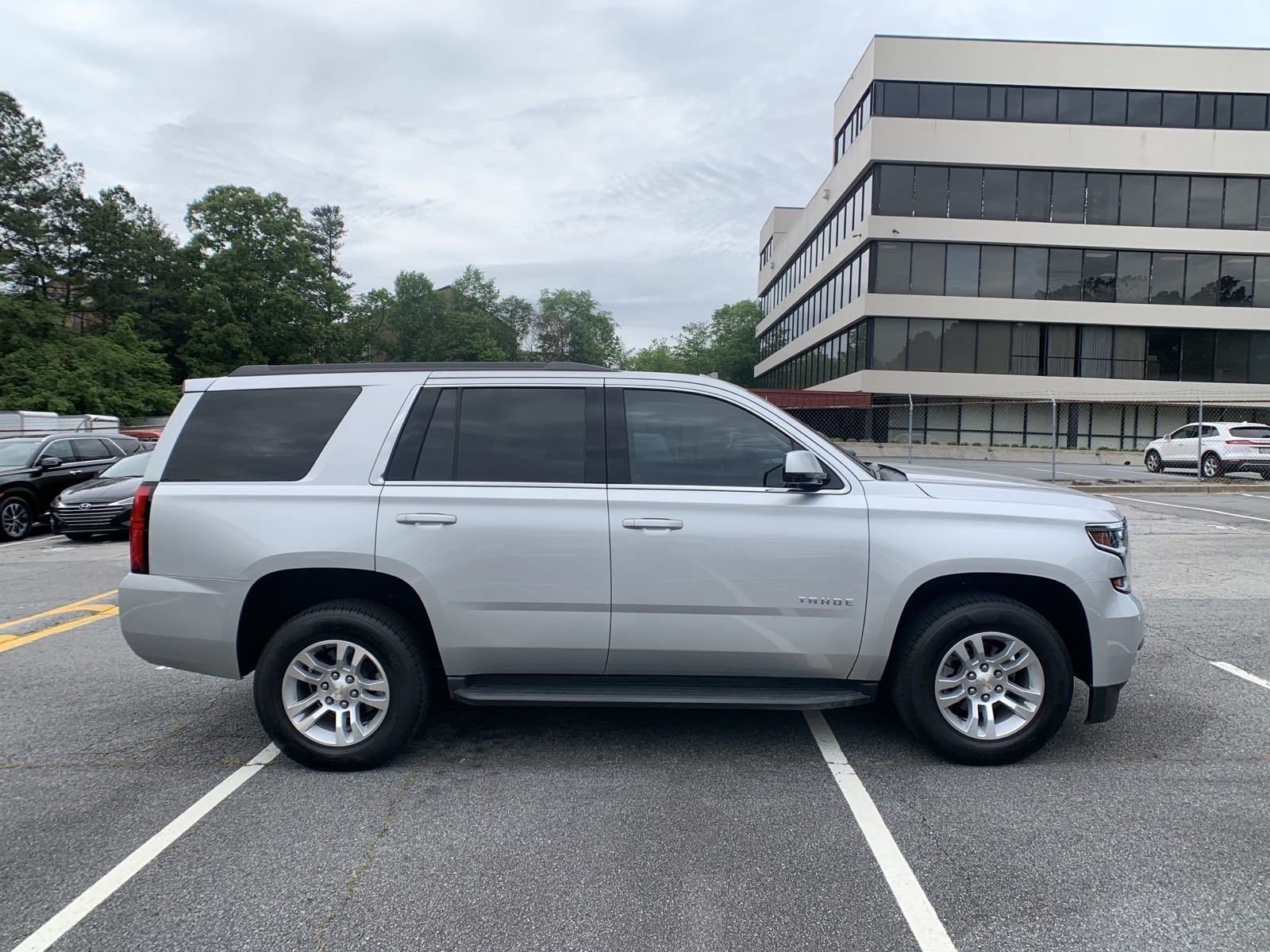 PreOwned 2017 Chevrolet Tahoe LS RWD Sport Utility