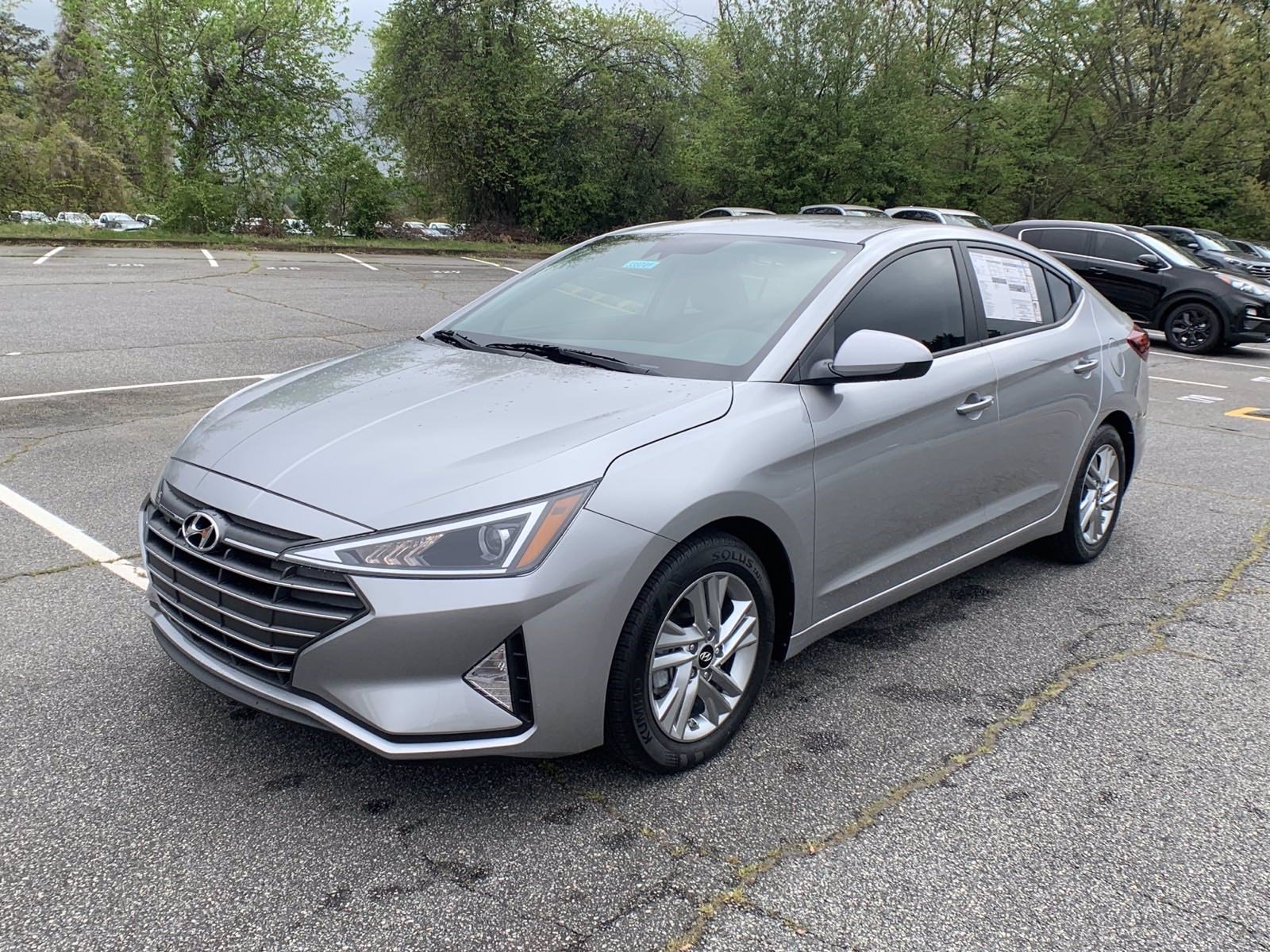 New 2020 Hyundai Elantra SEL FWD 4dr Car