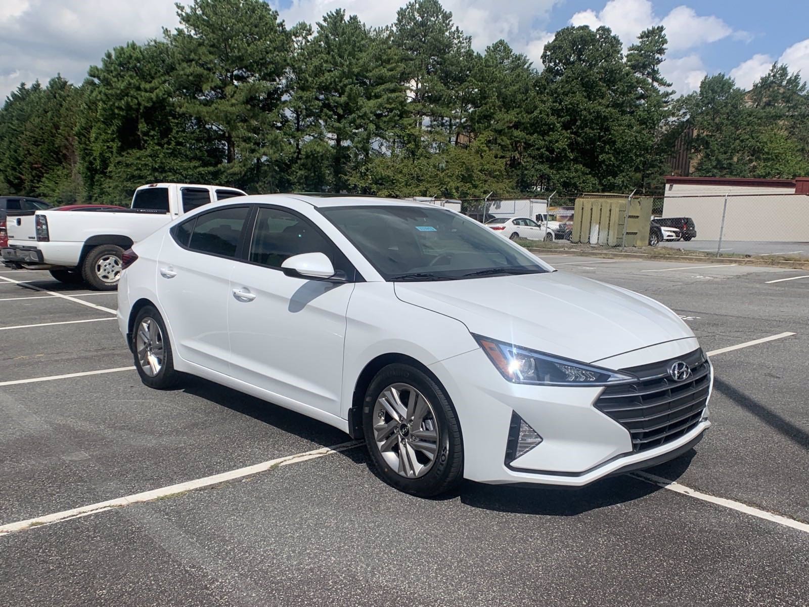 new-2020-hyundai-elantra-value-edition-fwd-4dr-car