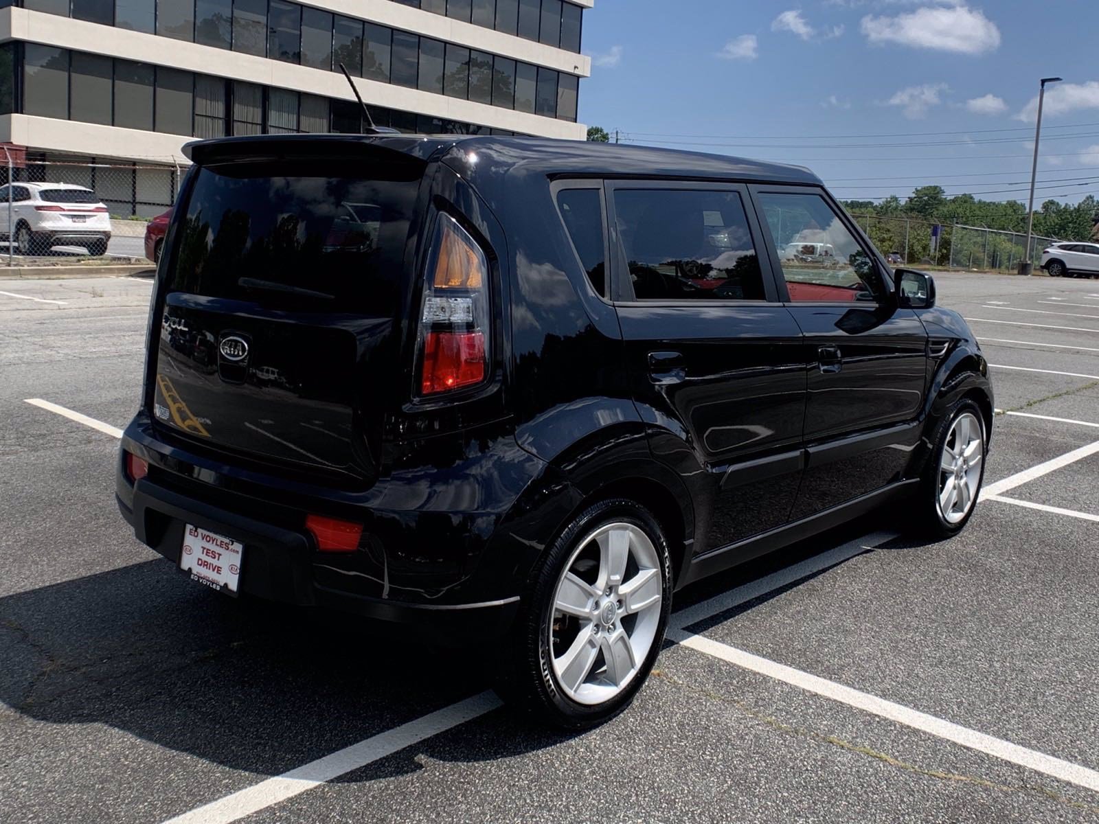 Pre-Owned 2010 Kia Soul Sport FWD Hatchback